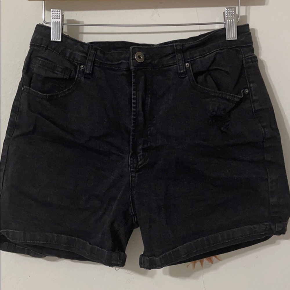 black high wasted denim shorts